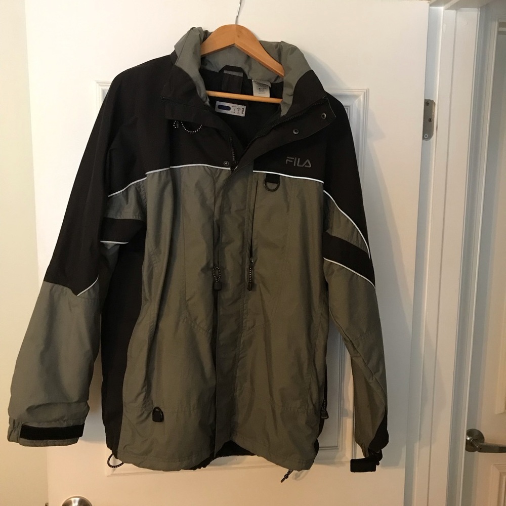 Fila Black and Gray Performance Jacket Weather-Resistant Design